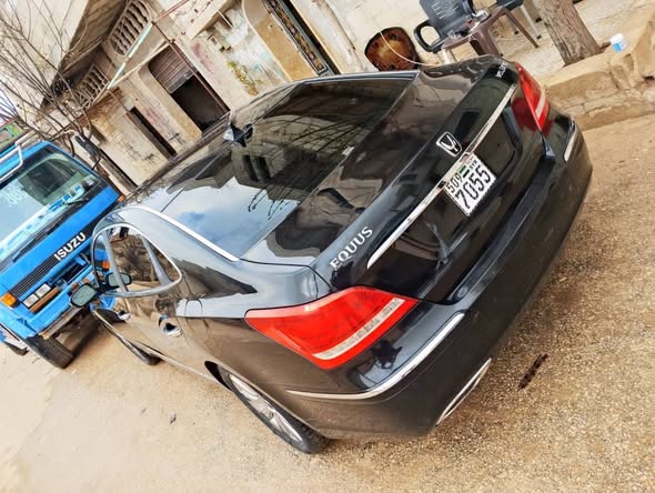 هيونداي ايكوس 2012 - صورة 4