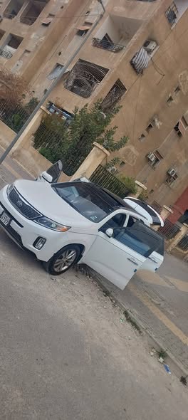 كيا سيرنتو 2014 - صورة 2