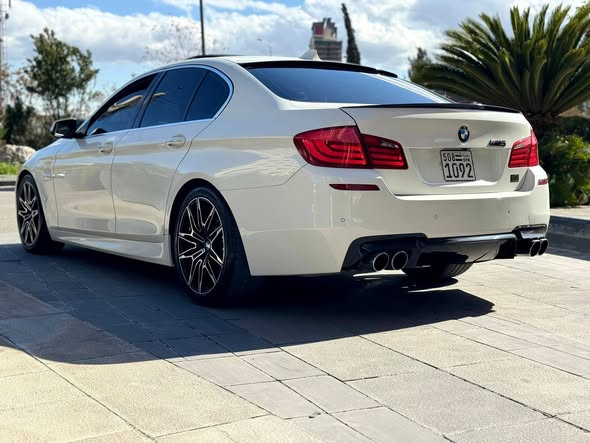 بي إم دبليو 530i 2013 - صورة 2