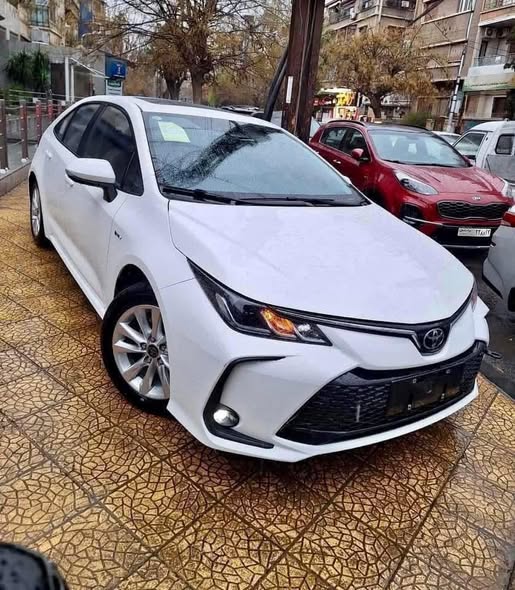 تويوتا كورولا 2025 - صورة 5