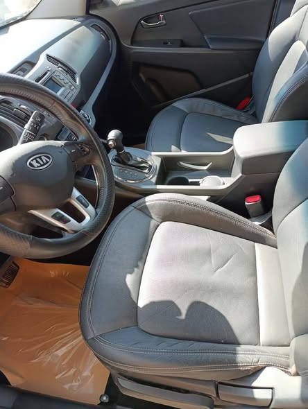 كيا سبورتاج 2010 - صورة 2