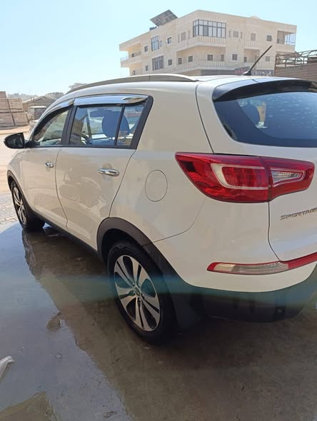 كيا سبورتاج 2010 - صورة 4