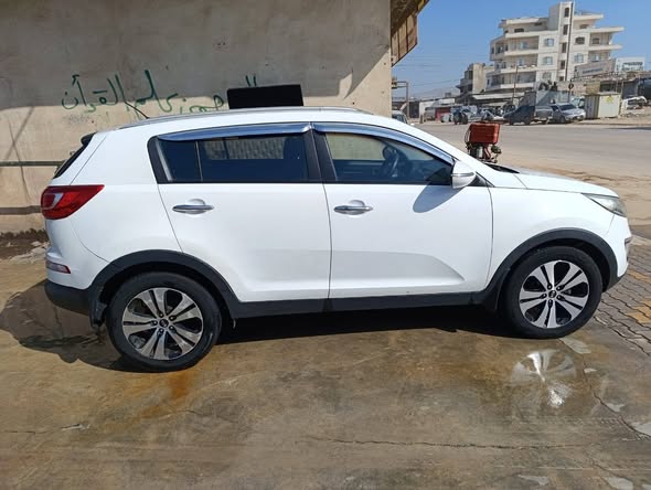 كيا سبورتاج 2010 - صورة 5