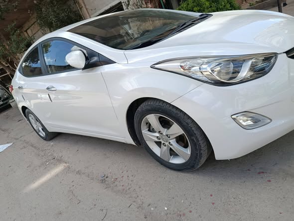 هيونداي الانترا 2013 - صورة 3