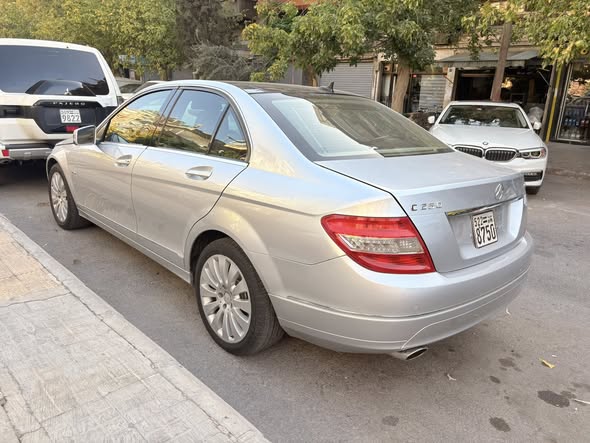 مرسيدس c250 2010 - صورة 3