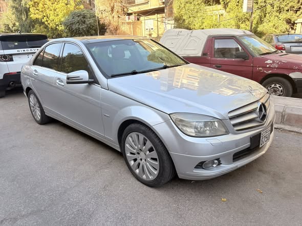 مرسيدس c250 2010 - صورة 4