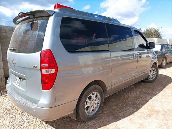 هيونداي ستاريكس 2015 - صورة 5