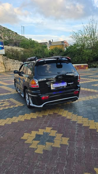 هيونداي سنتافي 2004 - صورة 4