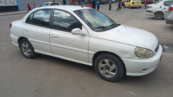 كيا ريو 2000 - صورة 2