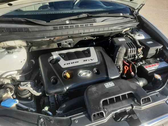 هيونداي افانتي 2007 - صورة 4