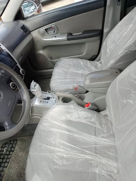 كيا سيراتو 2009 - صورة 4