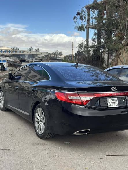 هيونداي أزيرا 2011 - صورة 1