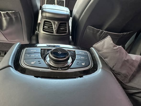 هيونداي أزيرا 2011 - صورة 4