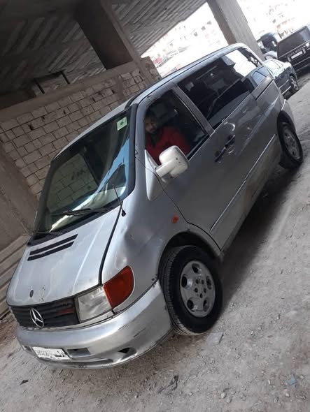 مرسيدس فيتو 2001 - صورة 4