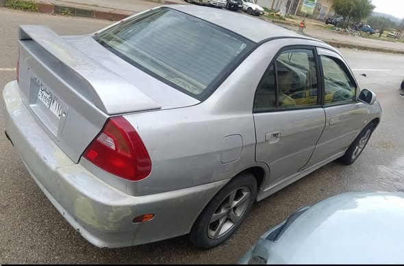 ميتسوبيشي لانسر 2005 - صورة 3