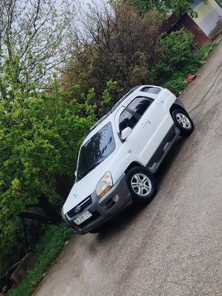 كيا سبورتاج 2005 - صورة 2