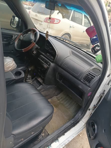 بيجو بارتنر 2000 - صورة 2