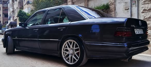 مرسيدس E300 1990 - صورة 2