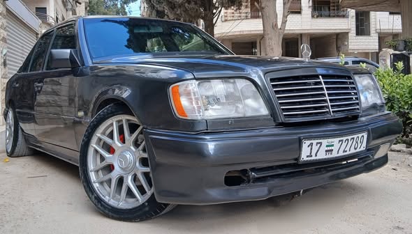 مرسيدس E300 1990 - صورة 5