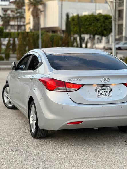 هيونداي النترا 2011 - صورة 2