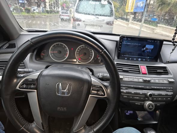 هوندا أكورد 2011 - صورة 3