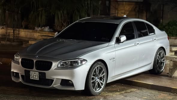بي إم دبليو 535i 2012 - صورة 2