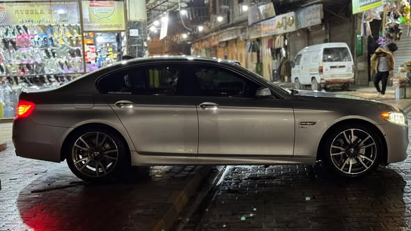 بي إم دبليو 535i 2012 - صورة 5