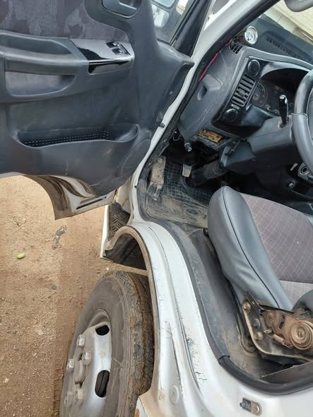 كيا 4000 2007 - صورة 4