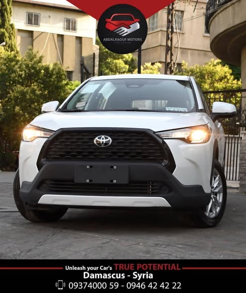 تويوتا كورولا كروس 2024 - صورة 2