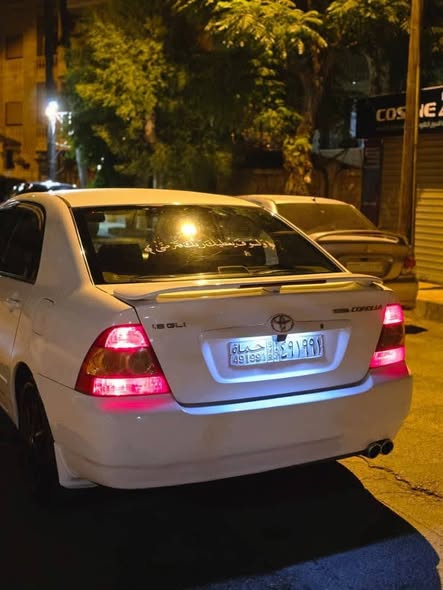 تويوتا كورولا 2007 - صورة 4