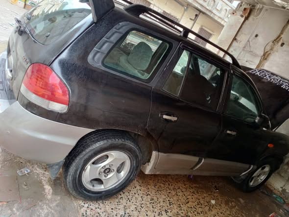 هيونداي سنتافية 2005 - صورة 4