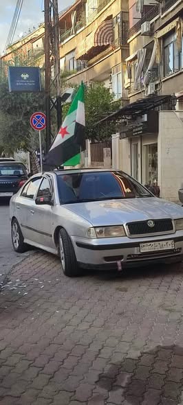 سكودا أوكتافيا 1997 - صورة 2