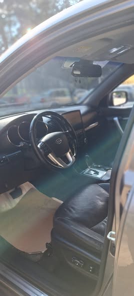 كيا سيرانتو 2011 - صورة 5