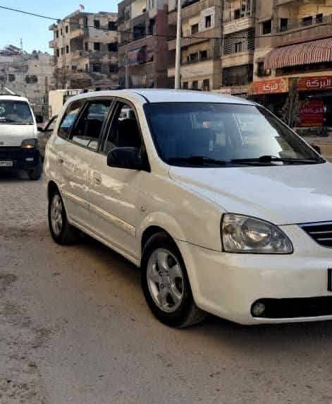 كيا كارينز 2007 - صورة 4