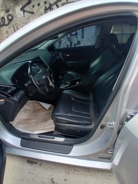 هيونداي أزيرا 2013 - صورة 2