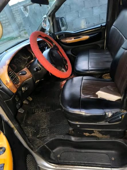 هيونداي ستاركس 1999 - صورة 5