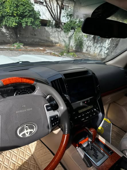 تويوتا لاند كروزر 2016 - صورة 3