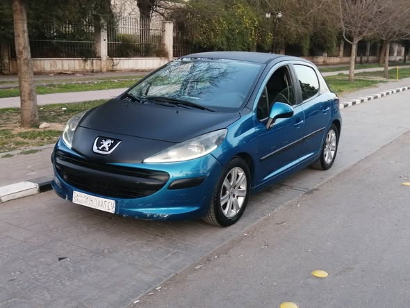 بيجو ٢٠٧ 2010 - صورة 1