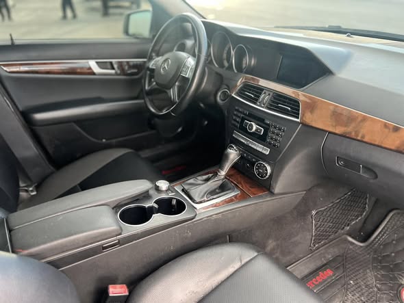 مرسيدس C300 2014 - صورة 3
