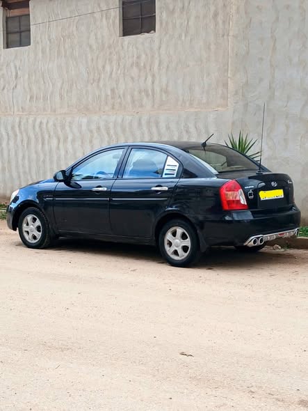 هيونداي فيرنا 2007 - صورة 1