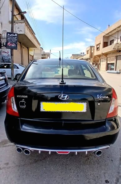 هيونداي فيرنا 2007 - صورة 2