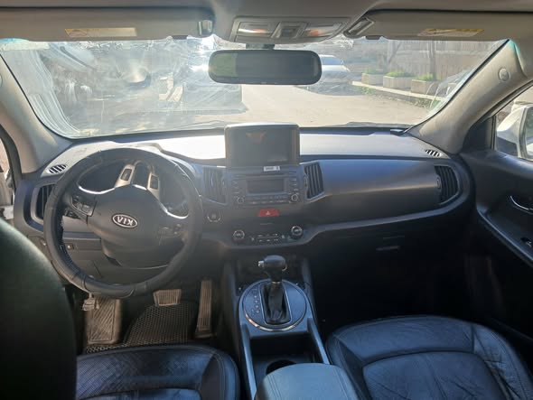 كيا سبورتاج 2011 - صورة 4