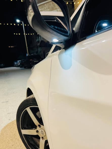 هيونداي افانتي 2011 - صورة 5