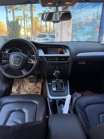 أودي A4 2011 - صورة 4