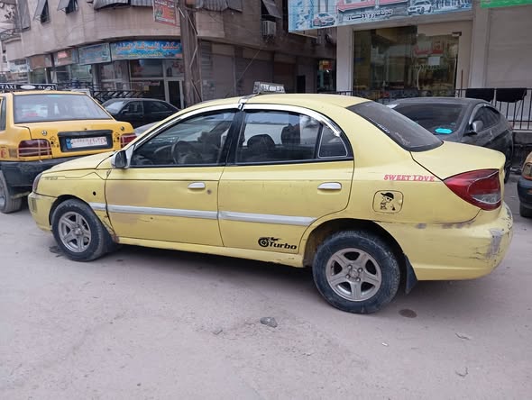 كيا ريو 2011 - صورة 2