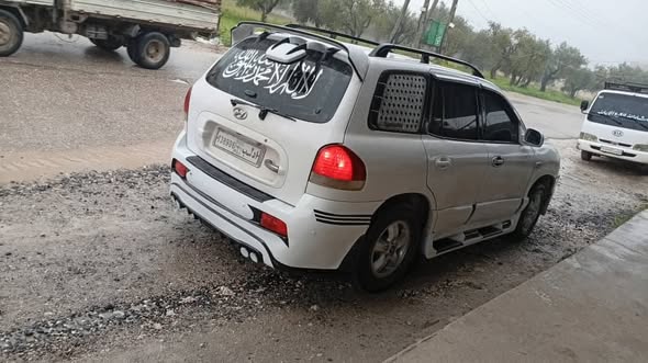 هيونداي سنتافي 2005 - صورة 3