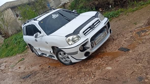 هيونداي سنتافي 2005 - صورة 4