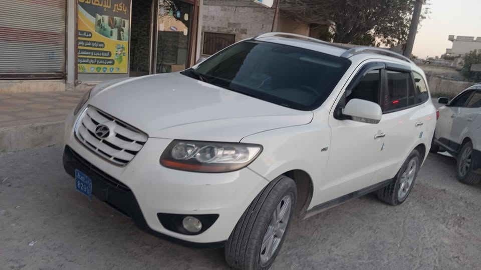 هيونداي سي ام 2011