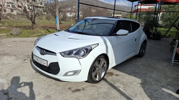 هيونداي فيلوستر 2012 - صورة 2