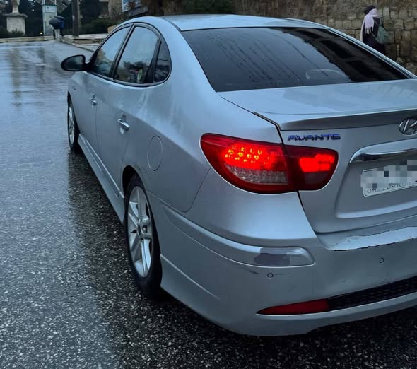 هيونداي افانتي 2011 - صورة 5